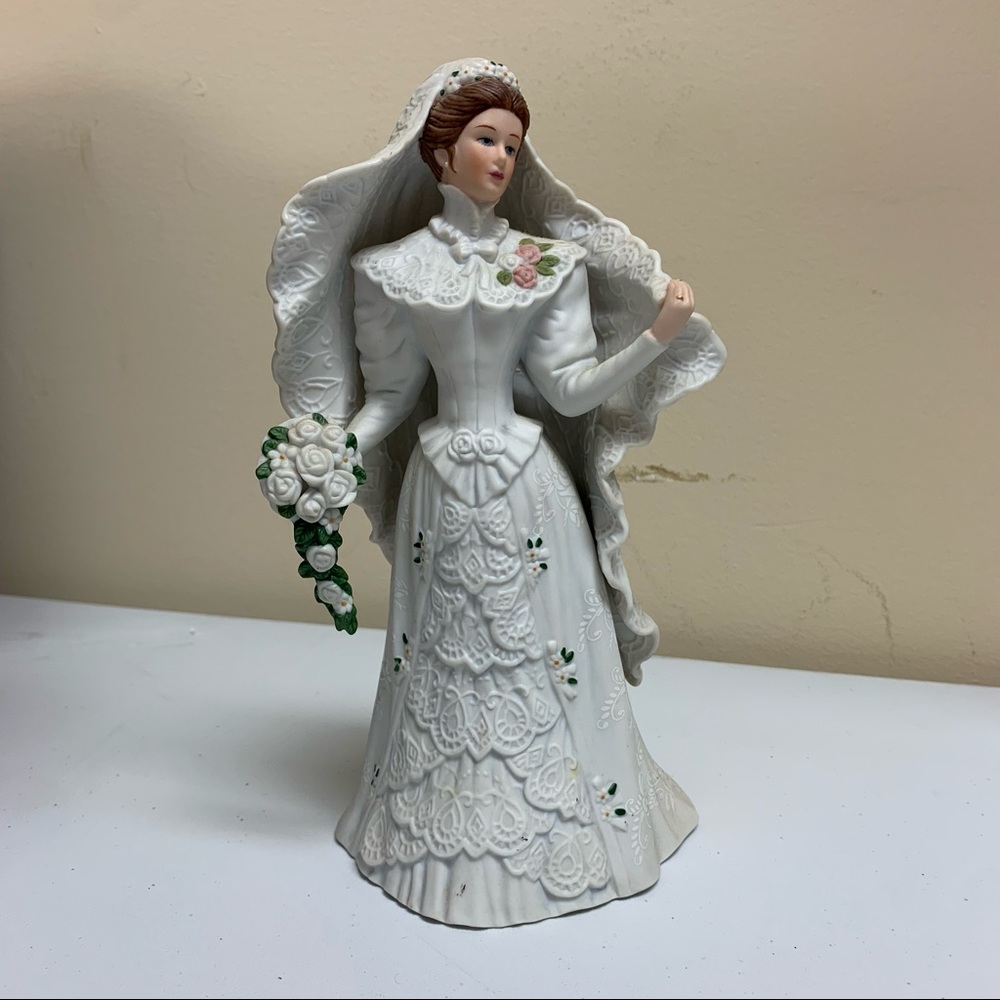Lenox The Centennial Bride Fine Porcelain Sculpture